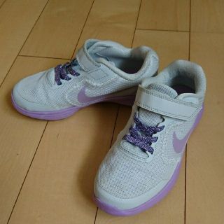 ナイキ(NIKE)のNIKE レボリューション３ (スニーカー)