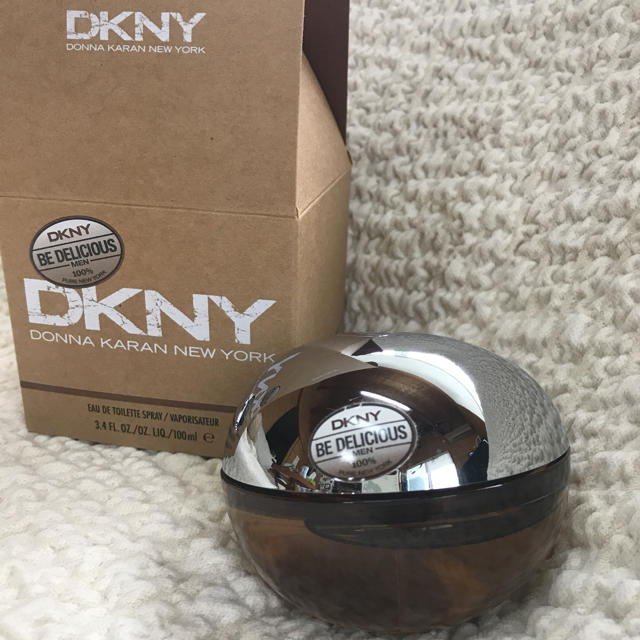 DKNY(ダナキャランニューヨーク)のDKNY ビーデリシャス メン オードトワレ 100ml コスメ/美容の香水(香水(男性用))の商品写真