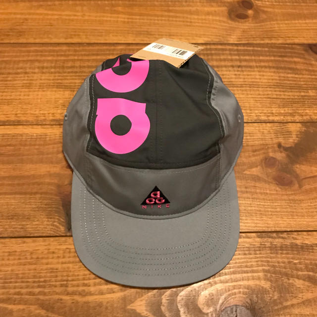 NIKE(ナイキ)のNIKE ACG CAP GREY メンズの帽子(キャップ)の商品写真