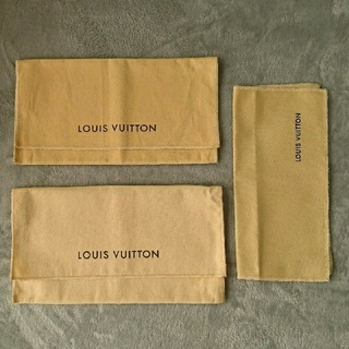 LOUIS VUITTON - ルイヴィトン 保存袋・布 3枚セットの通販 by a-cream ...