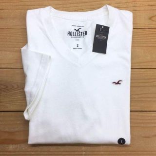 ホリスター(Hollister)の新品【メンズS】★ホリスター★無地Ｖネック半袖Ｔシャツ/白/ワンポイント(Tシャツ/カットソー(半袖/袖なし))