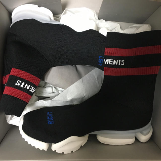 Balenciaga(バレンシアガ)のvetements ソックスランナー 42  メンズの靴/シューズ(スニーカー)の商品写真