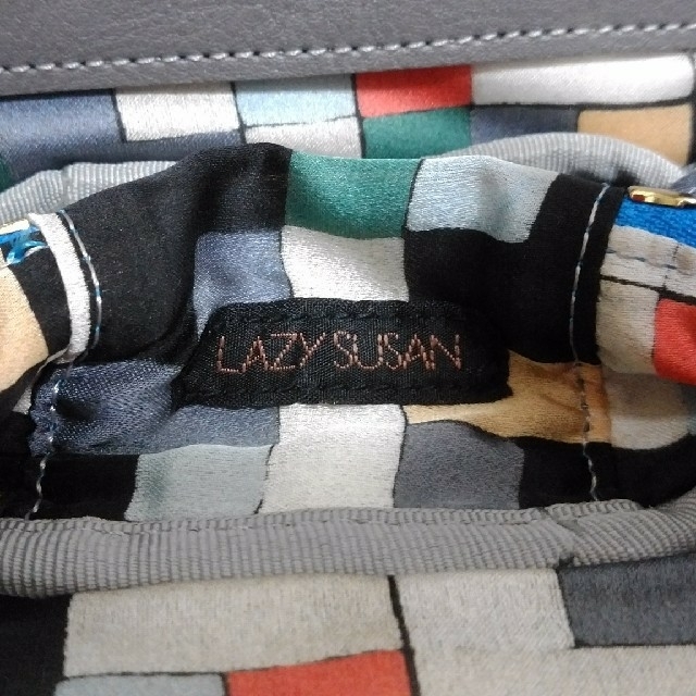 LAZY SUSAN(レイジースーザン)の【ぴーち様専用】LAZY SUSAN　ジュエリーポーチ レディースのバッグ(ハンドバッグ)の商品写真