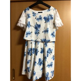 アベイル(Avail)の花柄ワンピース(ひざ丈ワンピース)