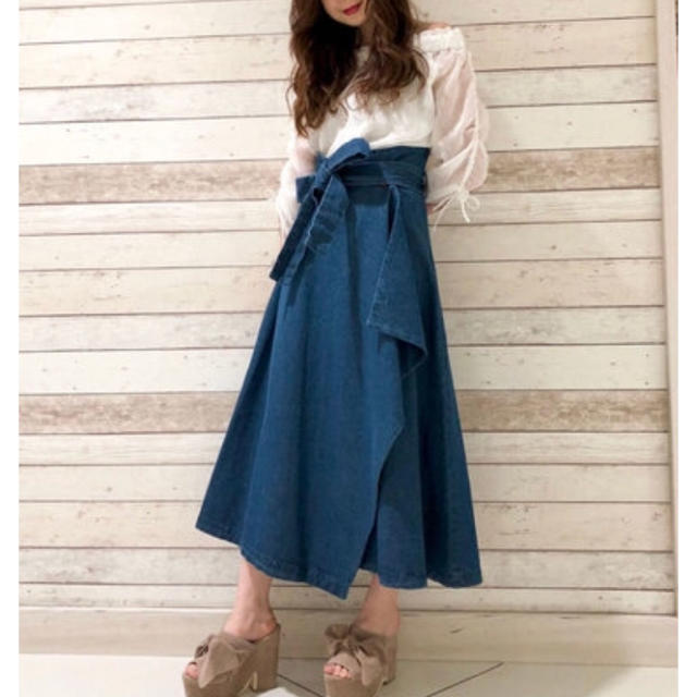 MIIA(ミーア)のMIIA デニムスカート レディースのスカート(ロングスカート)の商品写真
