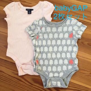 ベビーギャップ(babyGAP)のbabyGAP☆3〜6months半袖ロンパース2枚セット(ロンパース)