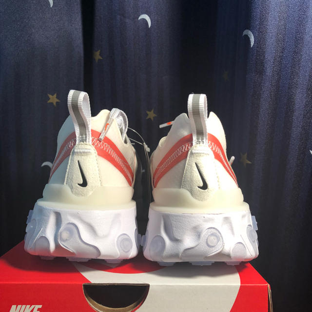 NIKE(ナイキ)のNIKE REACT ELEMENT 87 メンズの靴/シューズ(スニーカー)の商品写真