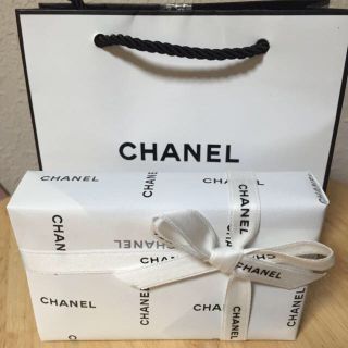 シャネル(CHANEL)のケース付きコンパクトミラーと脂取り紙♡(その他)