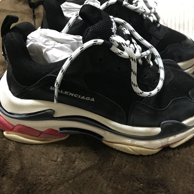 Balenciaga(バレンシアガ)のひとよみ様専用【国内正規品】balenciaga triples  メンズの靴/シューズ(スニーカー)の商品写真