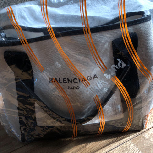 BALENCIAGA ネイビーカバS