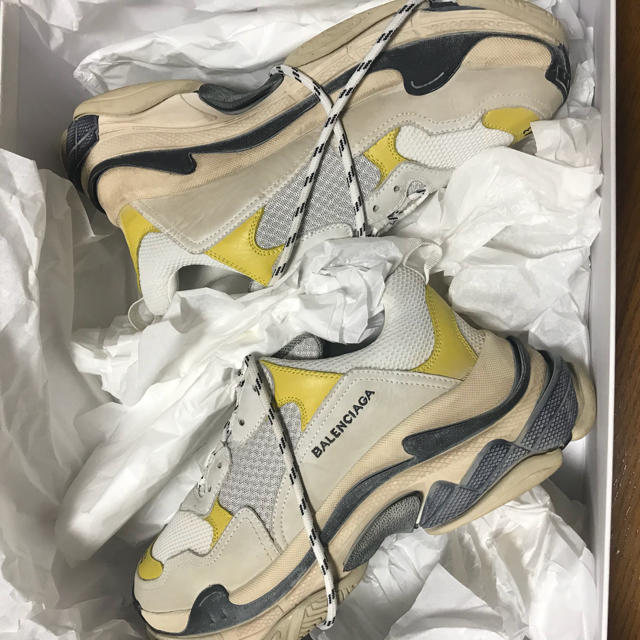 Balenciaga(バレンシアガ)のbalenciaga triple s 43 メンズの靴/シューズ(スニーカー)の商品写真