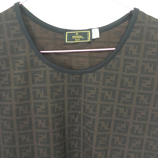 FENDI(フェンディ)のフェンディ FENDI ズッカ柄 Tシャツ レディースのトップス(Tシャツ(半袖/袖なし))の商品写真