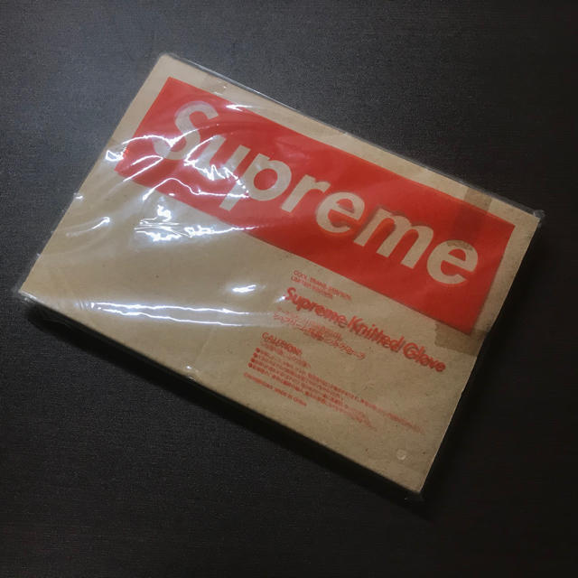 Supreme(シュプリーム)のSupreme クールトランスノベルティ 特製ニットグローブ メンズのファッション小物(手袋)の商品写真
