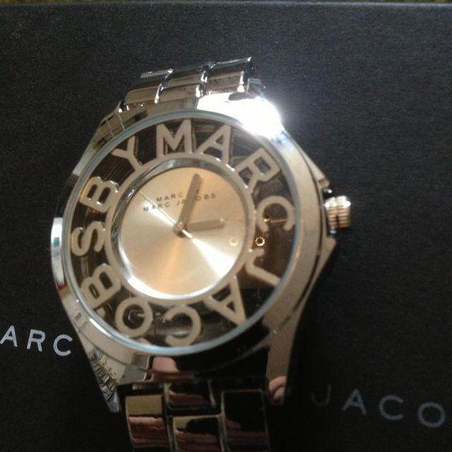 MARC BY MARC JACOBS(マークバイマークジェイコブス)のココア様専用シルバー 腕時計 レディースのファッション小物(腕時計)の商品写真