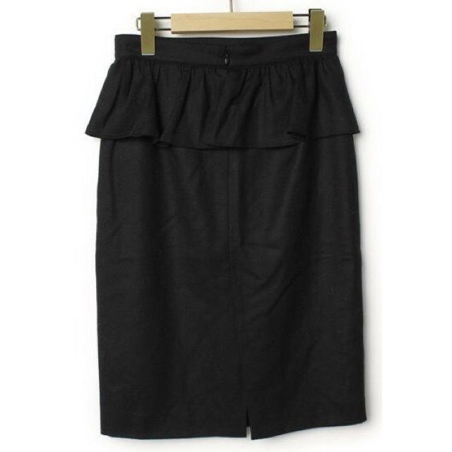 AULA AILA(アウラアイラ)のAULA AILAアウラアイラ☆黒ペプラムタイトスカート レディースのスカート(ひざ丈スカート)の商品写真