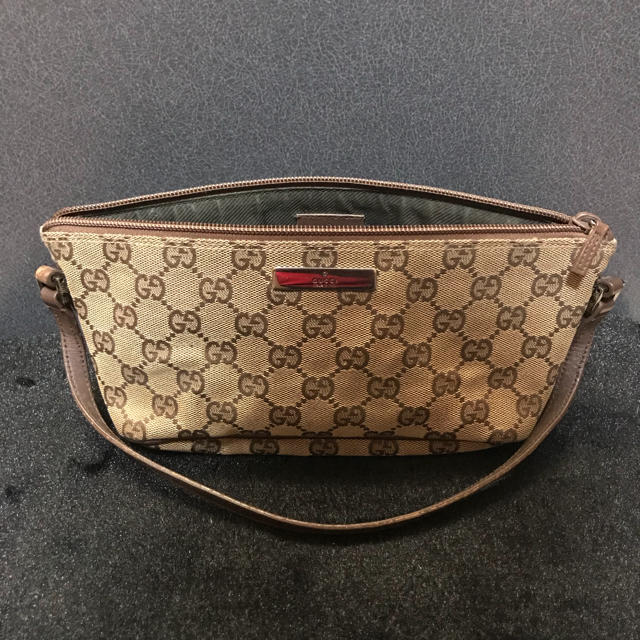 Gucci(グッチ)のumi様専用 レディースのファッション小物(ポーチ)の商品写真