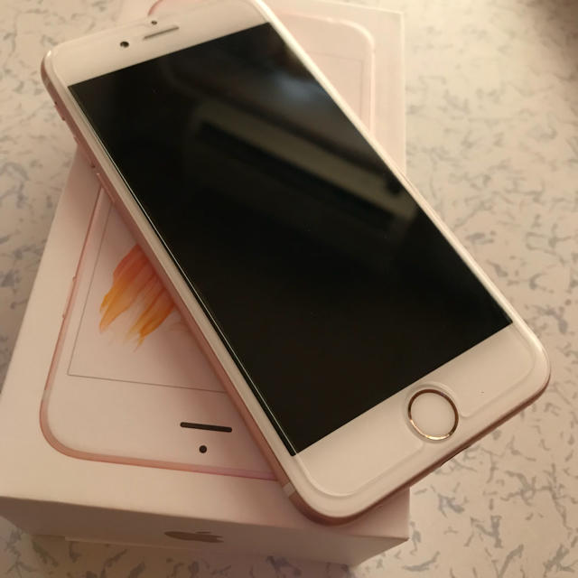 即日発送可能 iPhone6s 16GB ドコモ 美品 ♪ スマートフォン/携帯電話