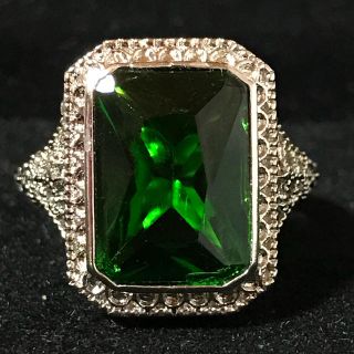 新品✨ゴージャス✨エメラルドリング💍18号スターリングシルバー925(リング(指輪))