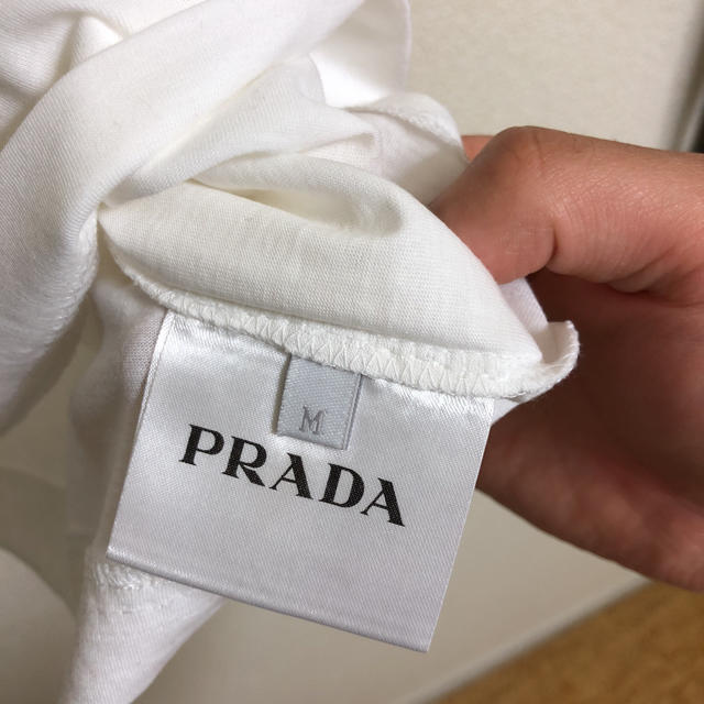 PRADA(プラダ)のPRADA パックTシャツ パックT 新品未使用 Ｍサイズ メンズのトップス(Tシャツ/カットソー(半袖/袖なし))の商品写真