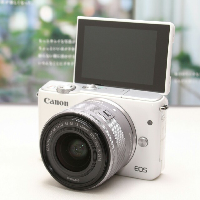 カメラ❤Wi-Fi標準搭載＆自撮り❤高性能ミラーレス一眼♪Canon EOS M10