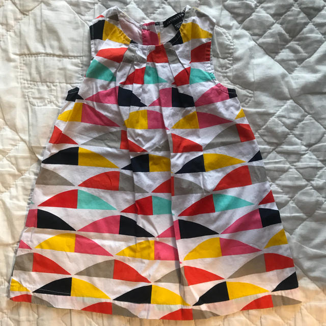 marimekko(マリメッコ)のマリメッコ ワンピ キッズ/ベビー/マタニティのキッズ服女の子用(90cm~)(ワンピース)の商品写真