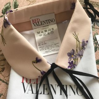 レッドヴァレンティノ(RED VALENTINO)の新品レッドヴァレンティノ☆つけ襟  花柄(つけ襟)