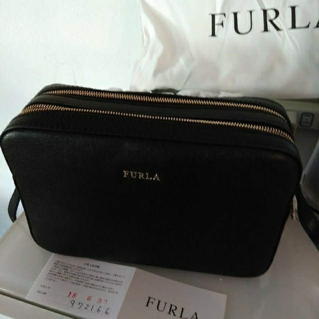 約7cm仕様金具フルラ FURLA Lilli Dual  ダブルファスナーバック