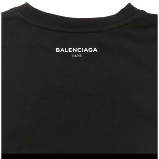 正規品完売‼︎バレンシアガユニセックス　ピンクロゴTシャツ