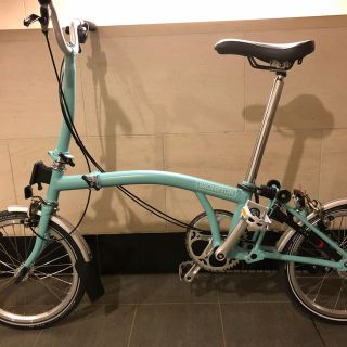 ブロンプトン(BROMPTON)の2017年製 M3L 最新 未使用 ターキッシュグリーン 展示品定価21万円(自転車本体)