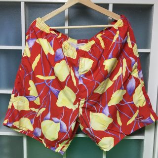 シュプリーム(Supreme)のsupreme  water short red floral xl 希少(ショートパンツ)