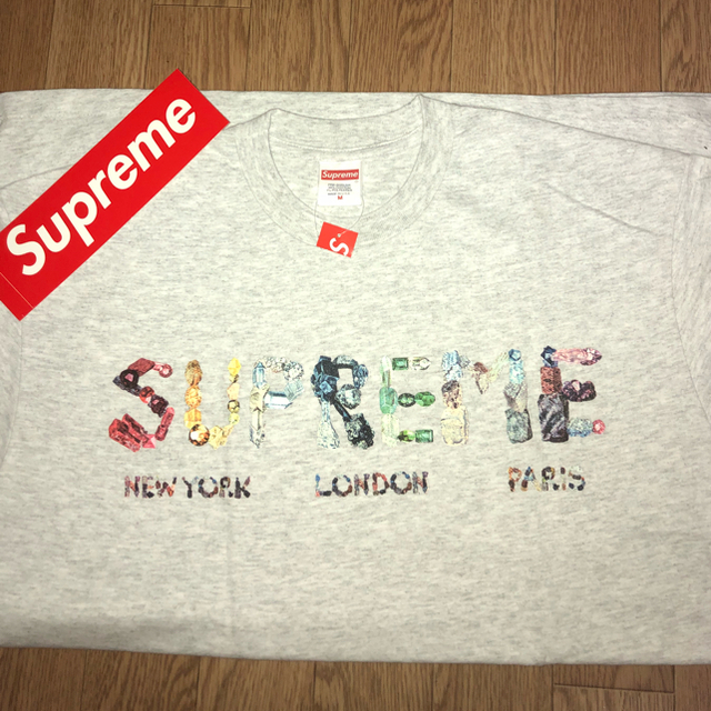 Supreme(シュプリーム)のSupreme Rocks M グレー シュプリーム Tシャツ ロックス 値下げ メンズのトップス(Tシャツ/カットソー(半袖/袖なし))の商品写真