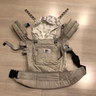 エルゴベビー(Ergobaby)のエルゴベビーギャラクシーグレー(抱っこひも/おんぶひも)