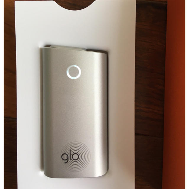 glo(グロー)の電子タバコ glo メンズのファッション小物(タバコグッズ)の商品写真