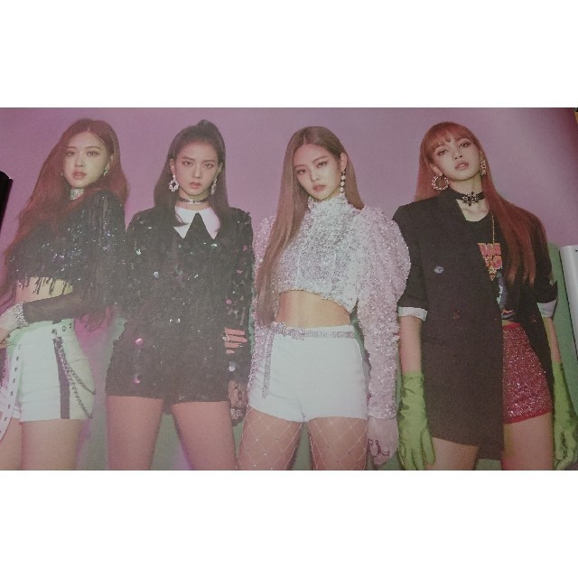 BLACKPINK 両面ポスター エンタメ/ホビーのタレントグッズ(アイドルグッズ)の商品写真