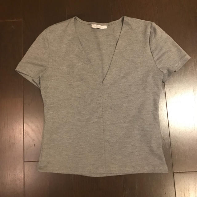 ZARA(ザラ)のZARA Tシャツ レディースのトップス(Tシャツ(半袖/袖なし))の商品写真