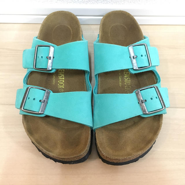 BIRKENSTOCK(ビルケンシュトック)のBIRKENSTOCK アリゾナ レディースの靴/シューズ(サンダル)の商品写真