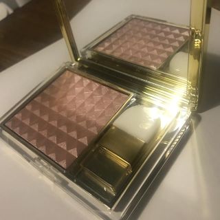 エスティローダー(Estee Lauder)のエスティローダー 廃盤クリスタルベイビー ピュアカラーイルミネーティングパウダー(口紅)