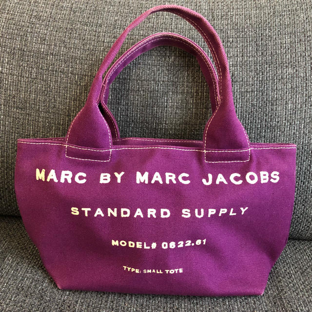 MARC BY MARC JACOBS(マークバイマークジェイコブス)のMarc By Marc Jacobs  トートバッグ レディースのバッグ(トートバッグ)の商品写真