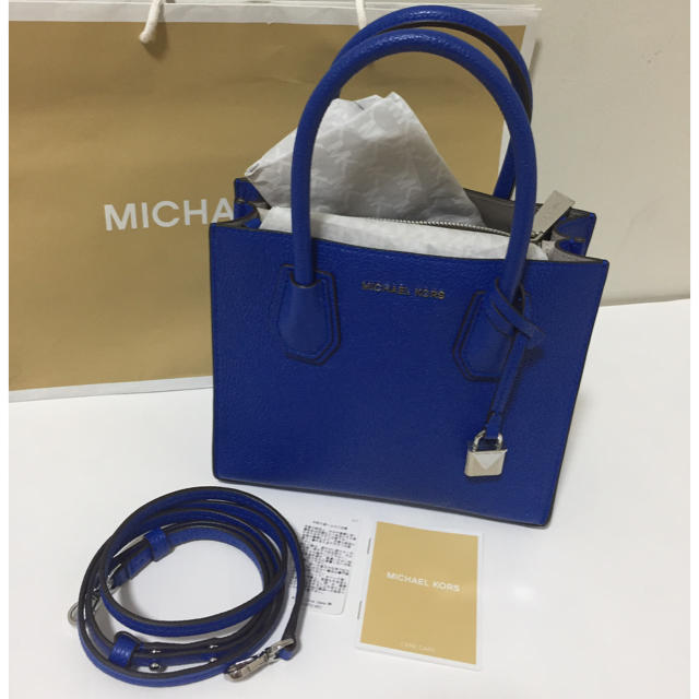 Michael Kors(マイケルコース)のマイケルコース  マーサーメッセンジャー レディースのバッグ(ショルダーバッグ)の商品写真