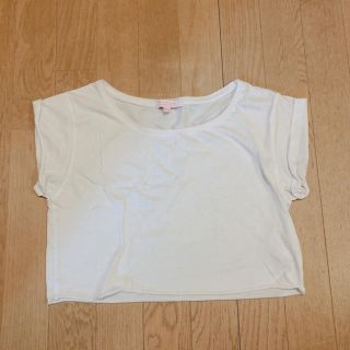 ベルシュカ(Bershka)の短め丈 トップス ホワイト Ｔシャツ(Tシャツ(半袖/袖なし))