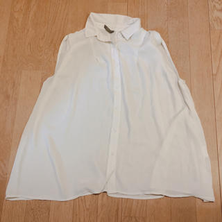 エージーバイアクアガール(AG by aquagirl)のトップス  オフホワイト タンクトップ シャツ(シャツ/ブラウス(半袖/袖なし))