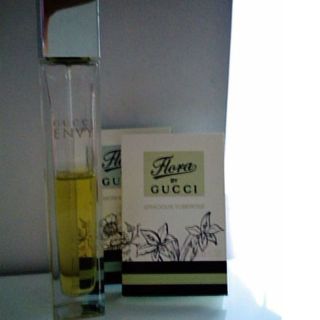 グッチ(Gucci)の★レア廃盤・おまけ付★グッチ エンヴィ 残量半分強ありEDTスプレー50ml(香水(女性用))