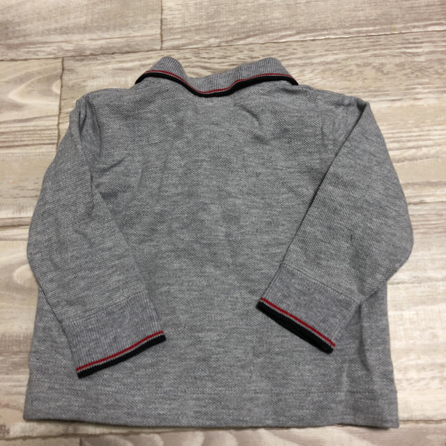 PETIT BATEAU(プチバトー)のプチバトー 6M 67cm グレー ポロシャツ キッズ/ベビー/マタニティのキッズ服男の子用(90cm~)(Tシャツ/カットソー)の商品写真