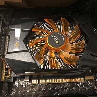 ZOTAC GTX 750Ti 2GB グラフィックボード(PCパーツ)