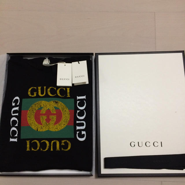 Gucci(グッチ)のGUCCI ロゴドレス トレーナー  チルドレン 10 新品未使用 レディースのトップス(トレーナー/スウェット)の商品写真