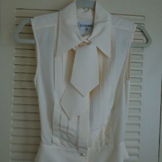 CHANEL - 専用】CHANEL ブラウス 34 美品の通販 by 豚ばらかおる's
