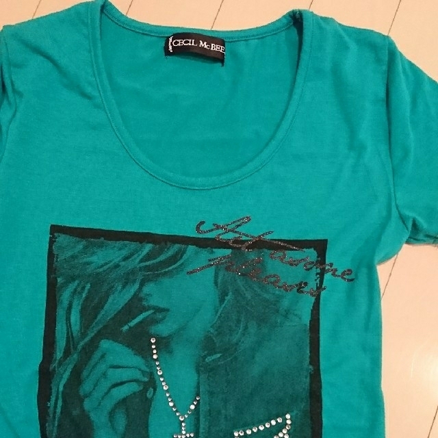 CECIL McBEE(セシルマクビー)のTシャツ レディースのトップス(Tシャツ(半袖/袖なし))の商品写真