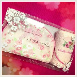 ローラアシュレイ(LAURA ASHLEY)のLAURAASHLEY♡ポーチセット(ポーチ)