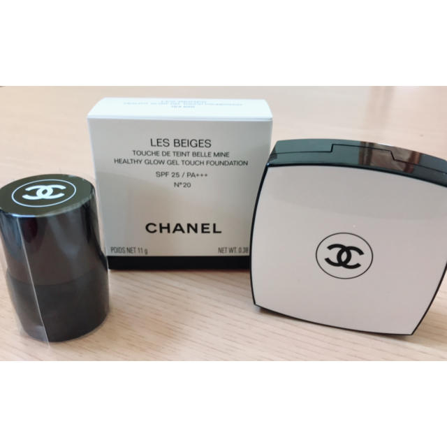 新品未使用CHANELレ ベージュ トゥシュ ドゥ タン ベル ミンファンデーション