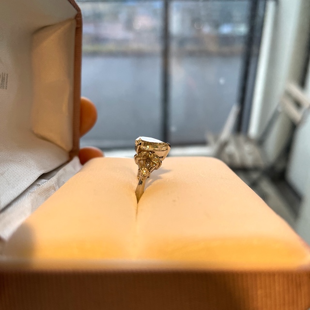 JEWELRY TSUTSUMI(ジュエリーツツミ)のダイヤリング ペアシェイプ 鑑定書 1.5Ct  定価89万 中央宝石研究所 レディースのアクセサリー(リング(指輪))の商品写真